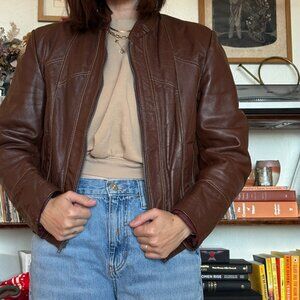 Vintage short leather jacket